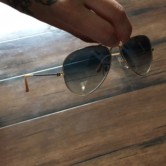 Ray-Ban Gradient Aviators - Picture 2 of 2